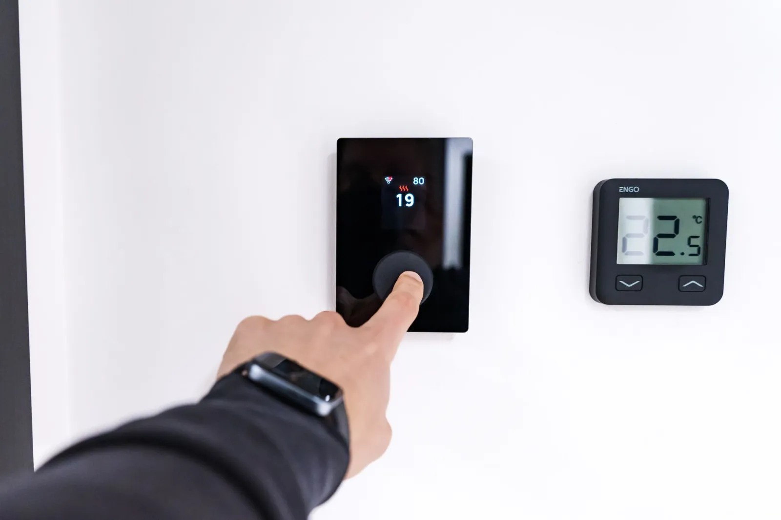 Termostato smart condizionatore estate: risparmio e programmazione