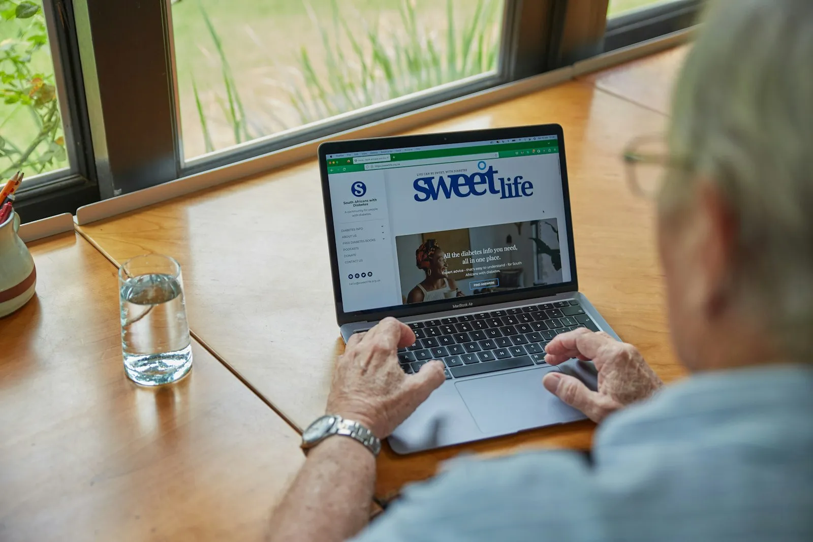 Come organizzare postazione smart working a casa: guida pratica