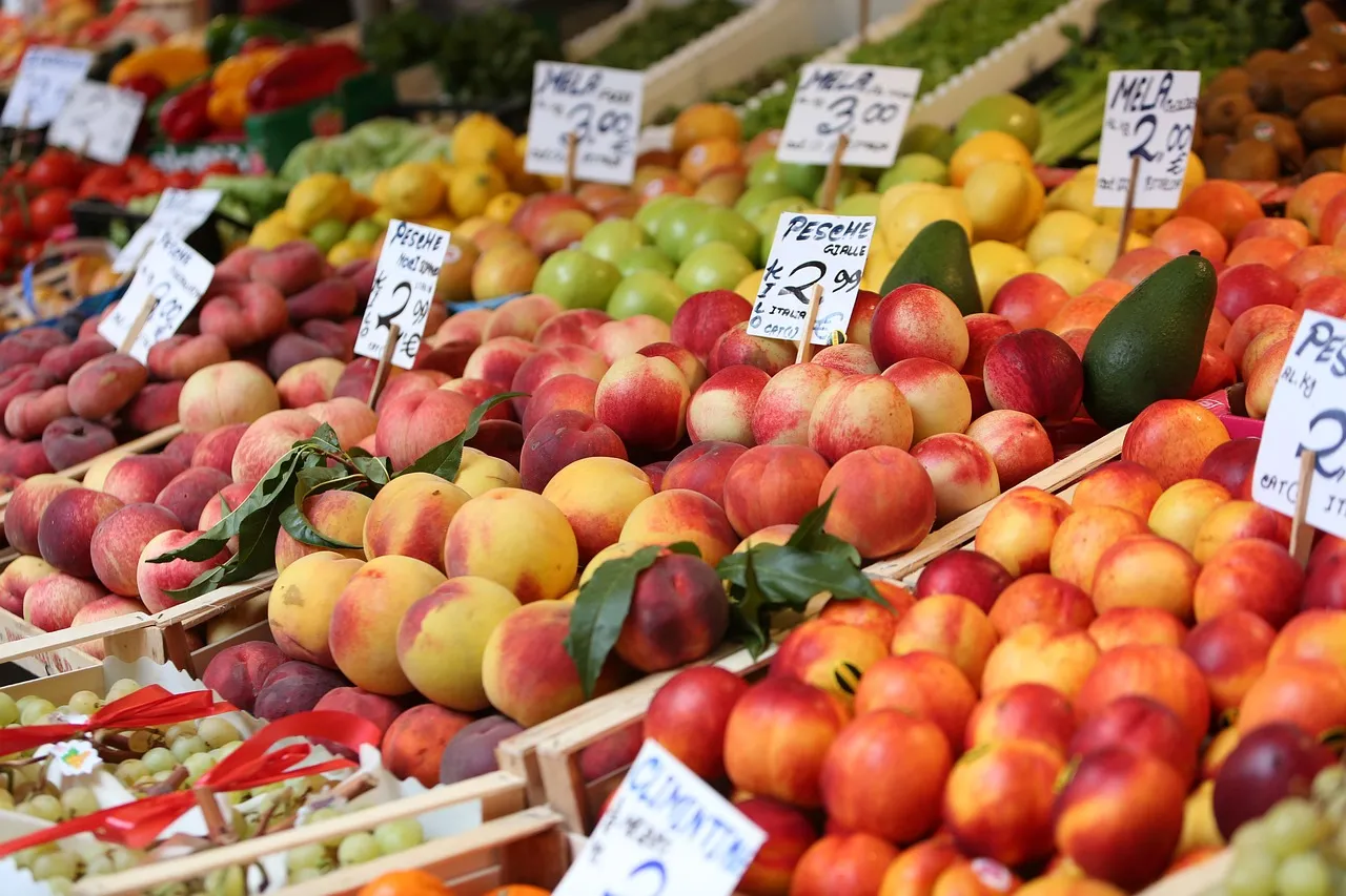 Come conservare frutta e verdura più a lungo: trucchi anti-spreco